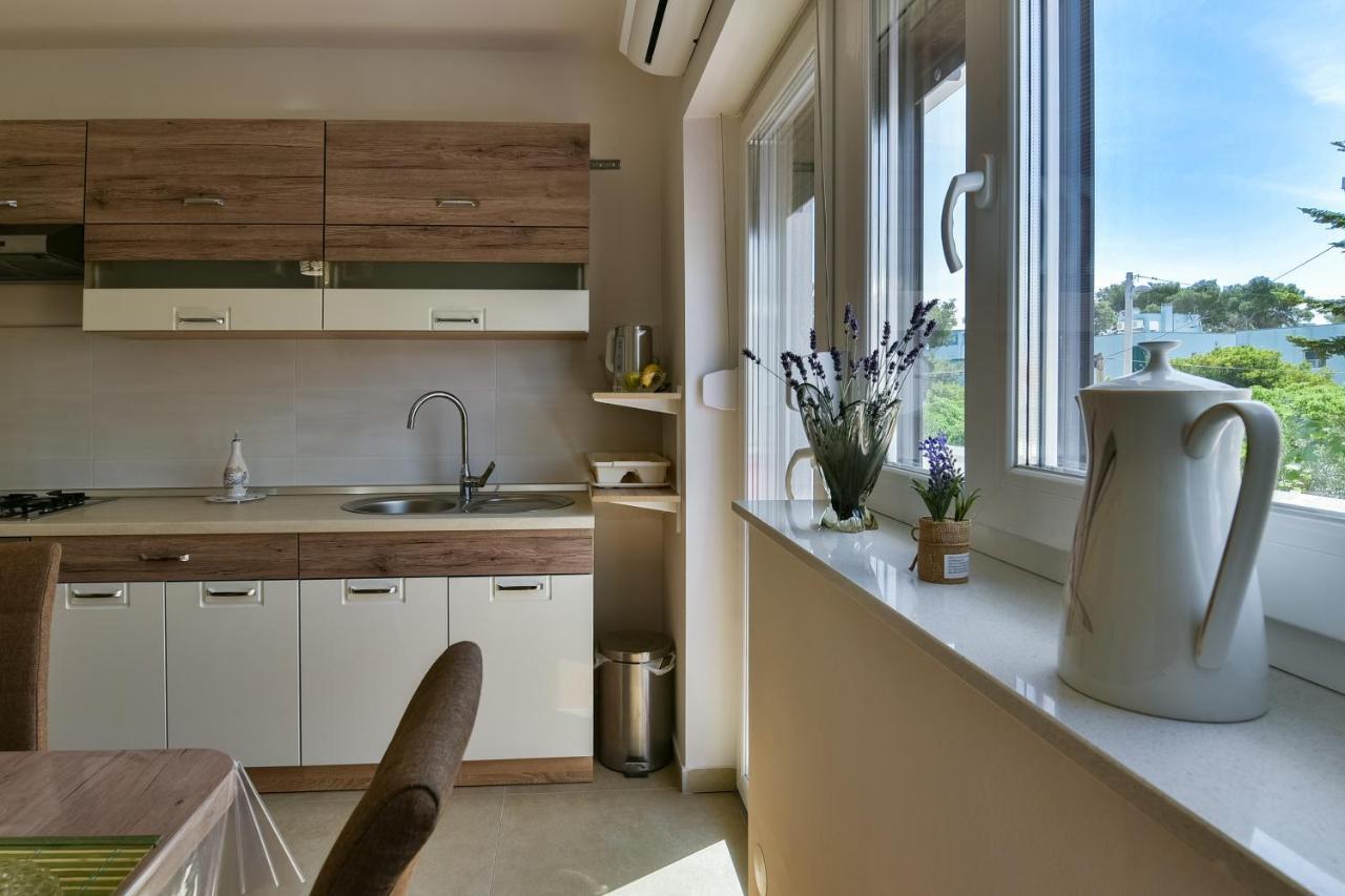 New Luxury 3 Bedroom 4 Air Conditioners 扎达尔 外观 照片