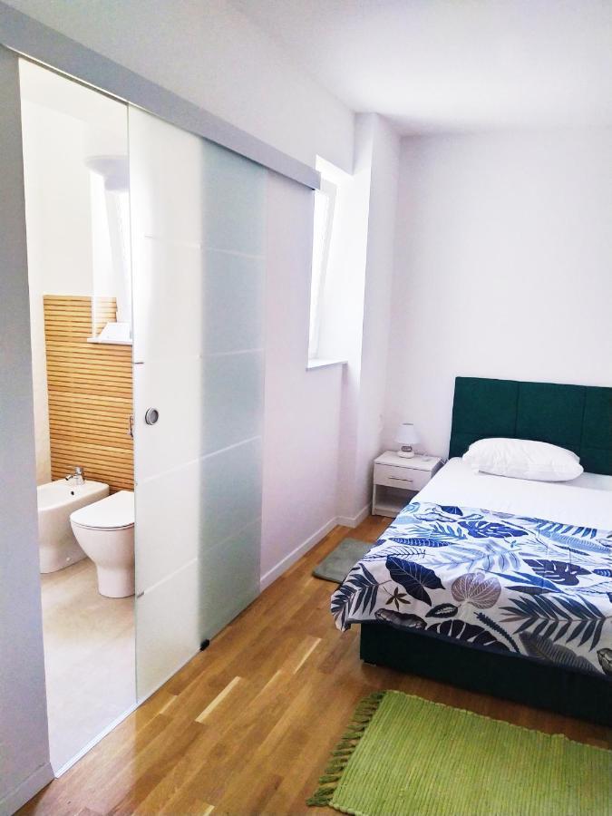 New Luxury 3 Bedroom 4 Air Conditioners 扎达尔 外观 照片